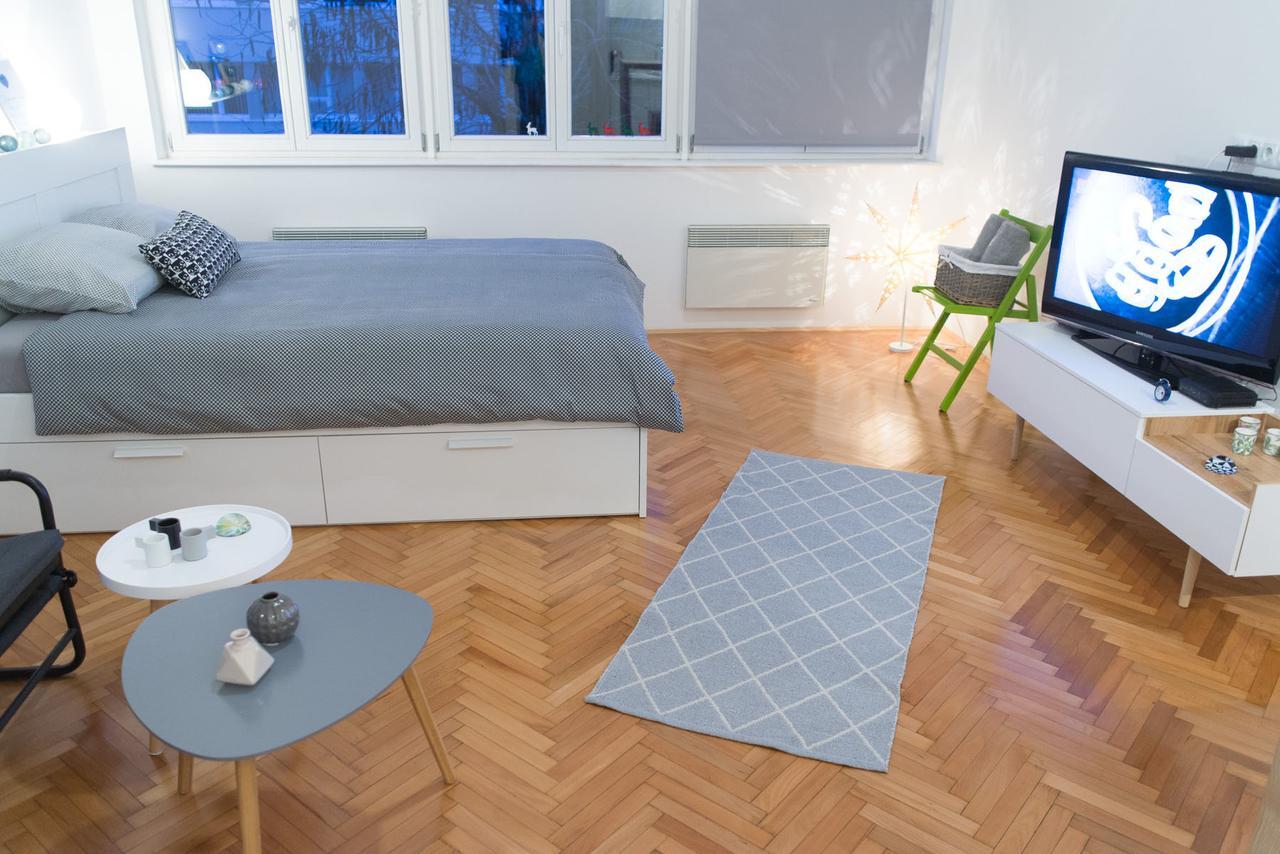 Bright & Stylish Studio Home, Superbly Located Sarajevo Luaran gambar