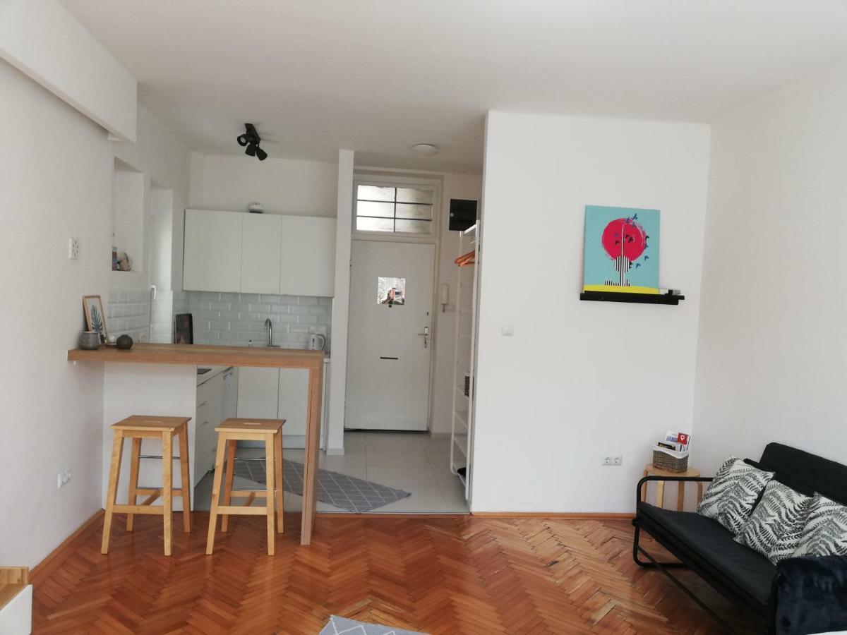 Bright & Stylish Studio Home, Superbly Located Sarajevo Luaran gambar